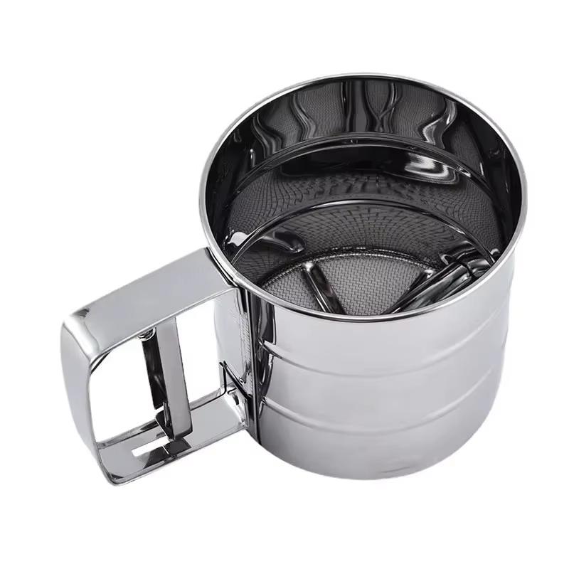 

1 шт. Сито для муки из нержавеющей стали с ручным прессом, мелкая сетка для разрыхлителя, сахара, кухонные инструменты для выпечки серебряный