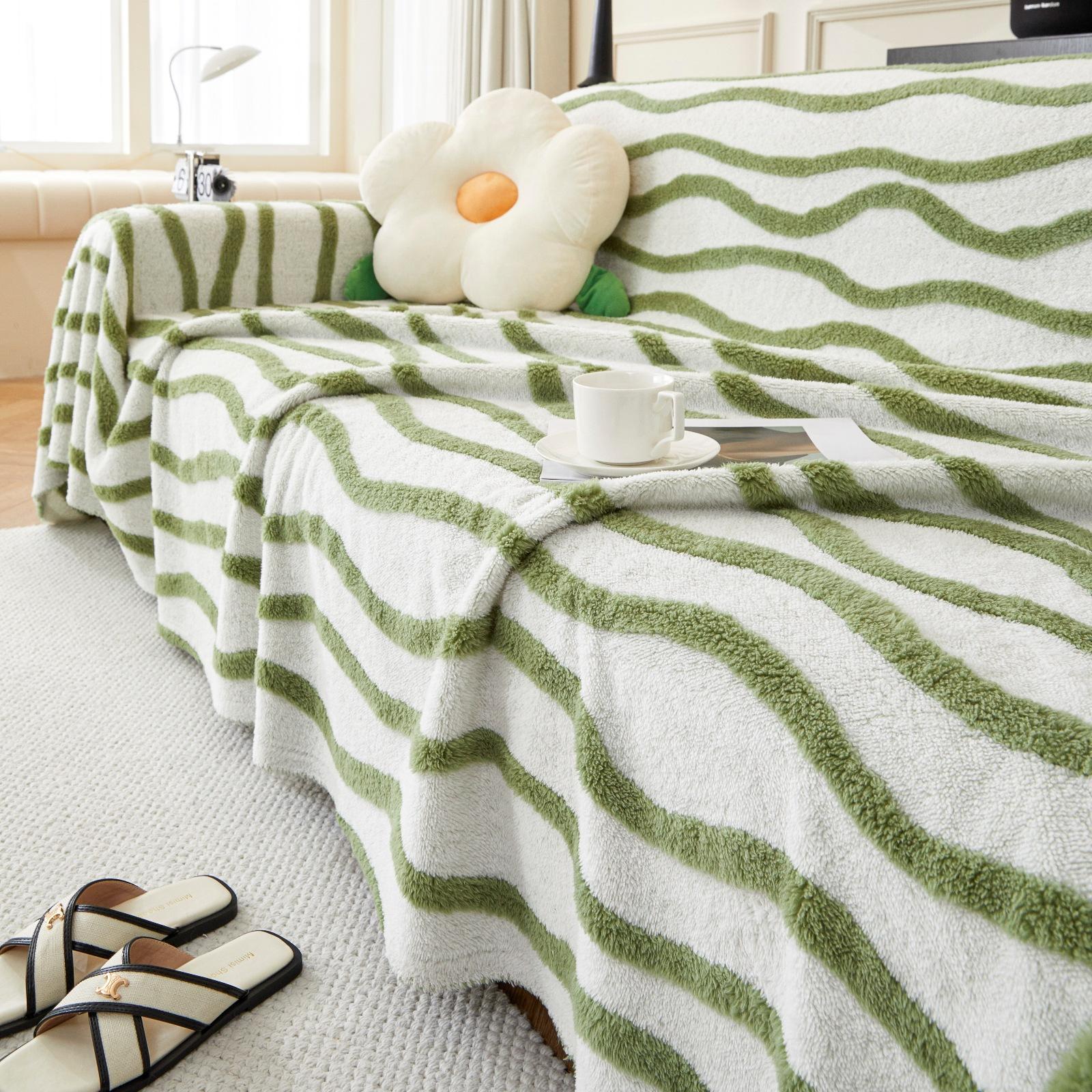 

Плюшевый чехол для дивана с волнистым узором, зимний новый двусторонний чехол для дивана в минималистском стиле, одеяло 180x130cm зелёный