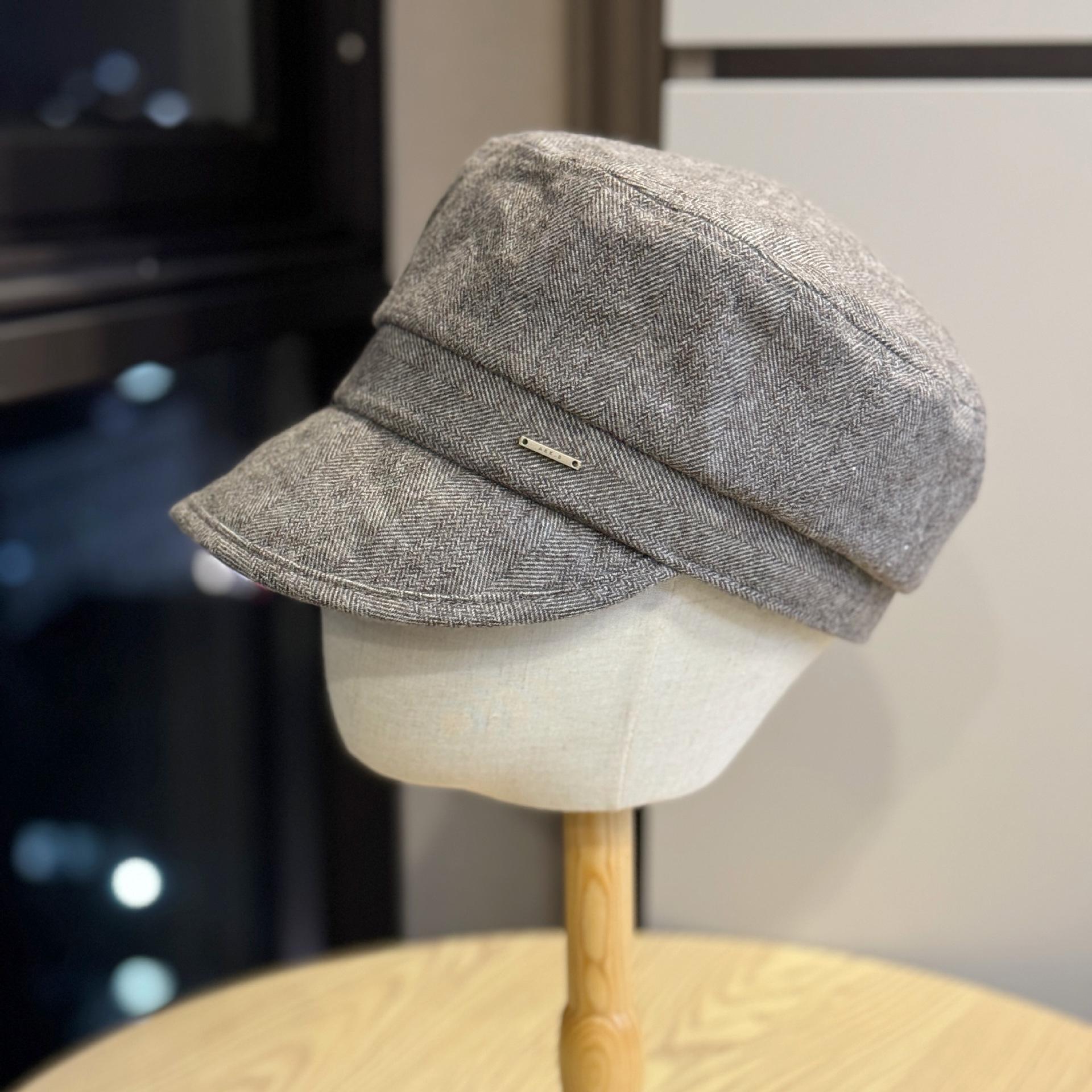

New high-quality wool beret for women, fashionable newsboy cap for autumn and winter, high crown design to make the face appear smaller, duckbill cap Adult54-60Adjustable хакі
