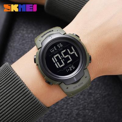 Men's Student Fashion Trend Watch Outdoor Waterproof Multi-functional Sports Electronic Watch