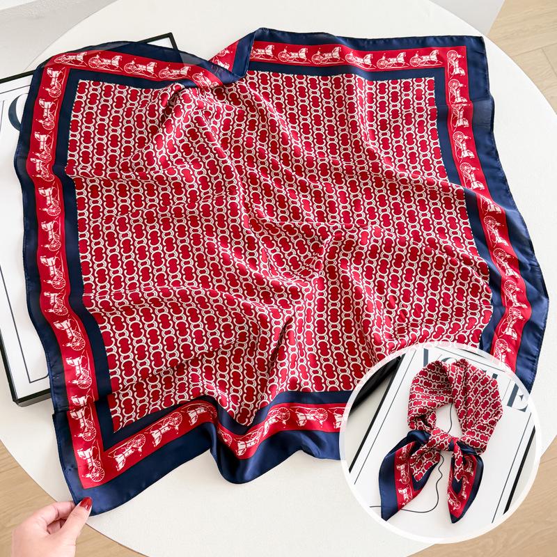 Damski jedwabny szalik w koreańskim stylu: Wszechstronny kwadratowy szalik z kamelią na wiosnę i jesień - do noszenia na szyi, na torebce lub we włosach