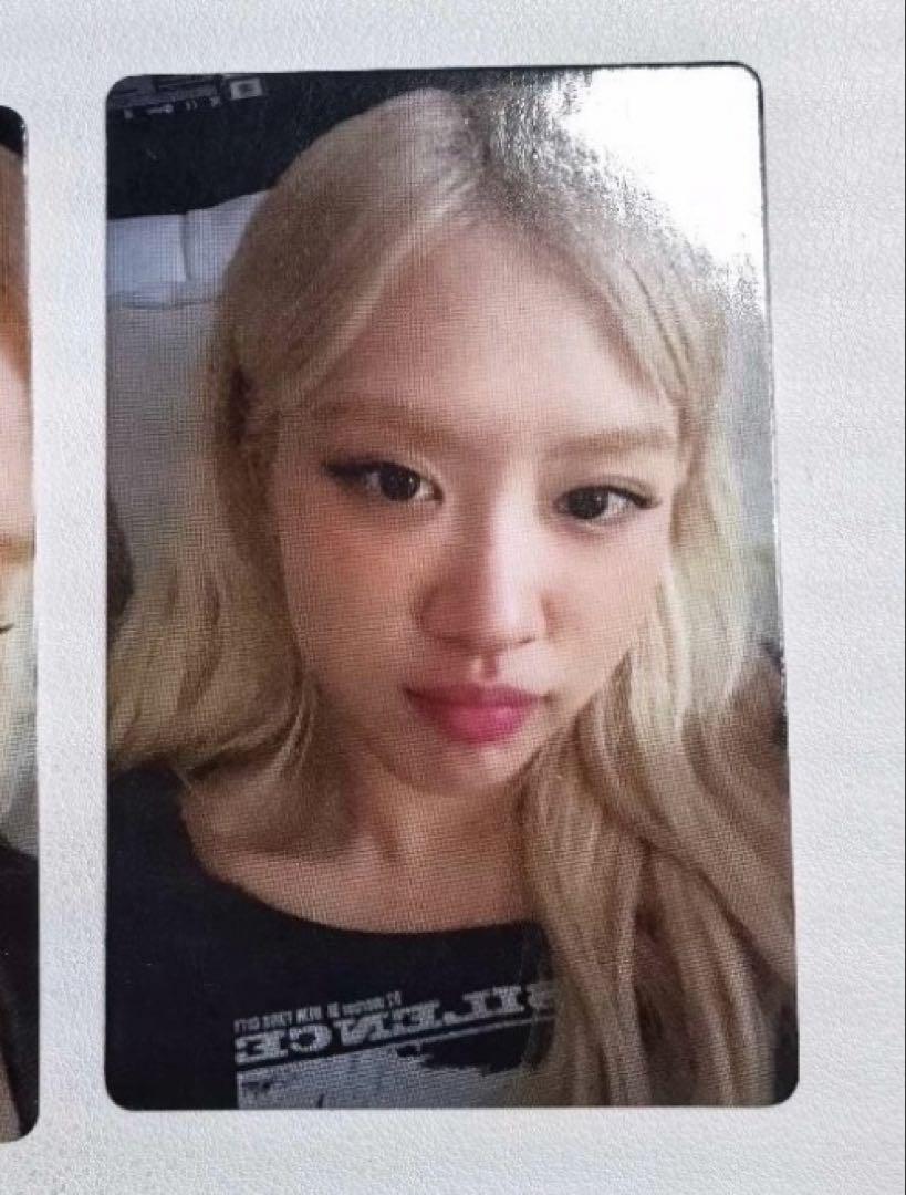 

[USED] BLACKPINK Rosé rosie Malaysia Pop-Up Exclusive Trading Card B