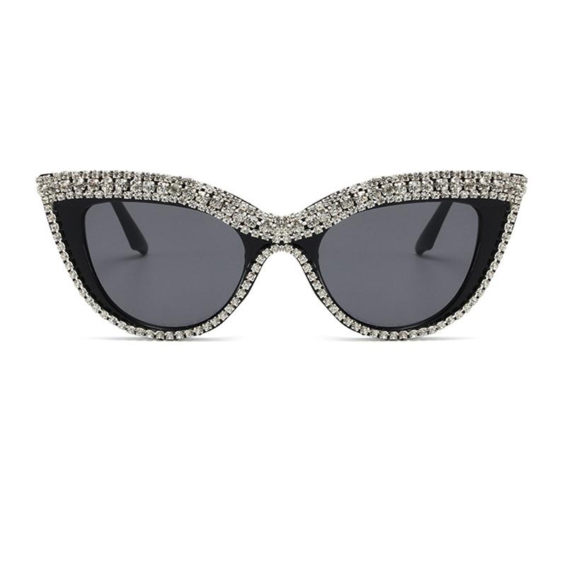 Retro Cat Eye Sunglasses with Rhinestones Latest In Fashion Female Shades Ins Trendy Handmade Brand Design Eyewear