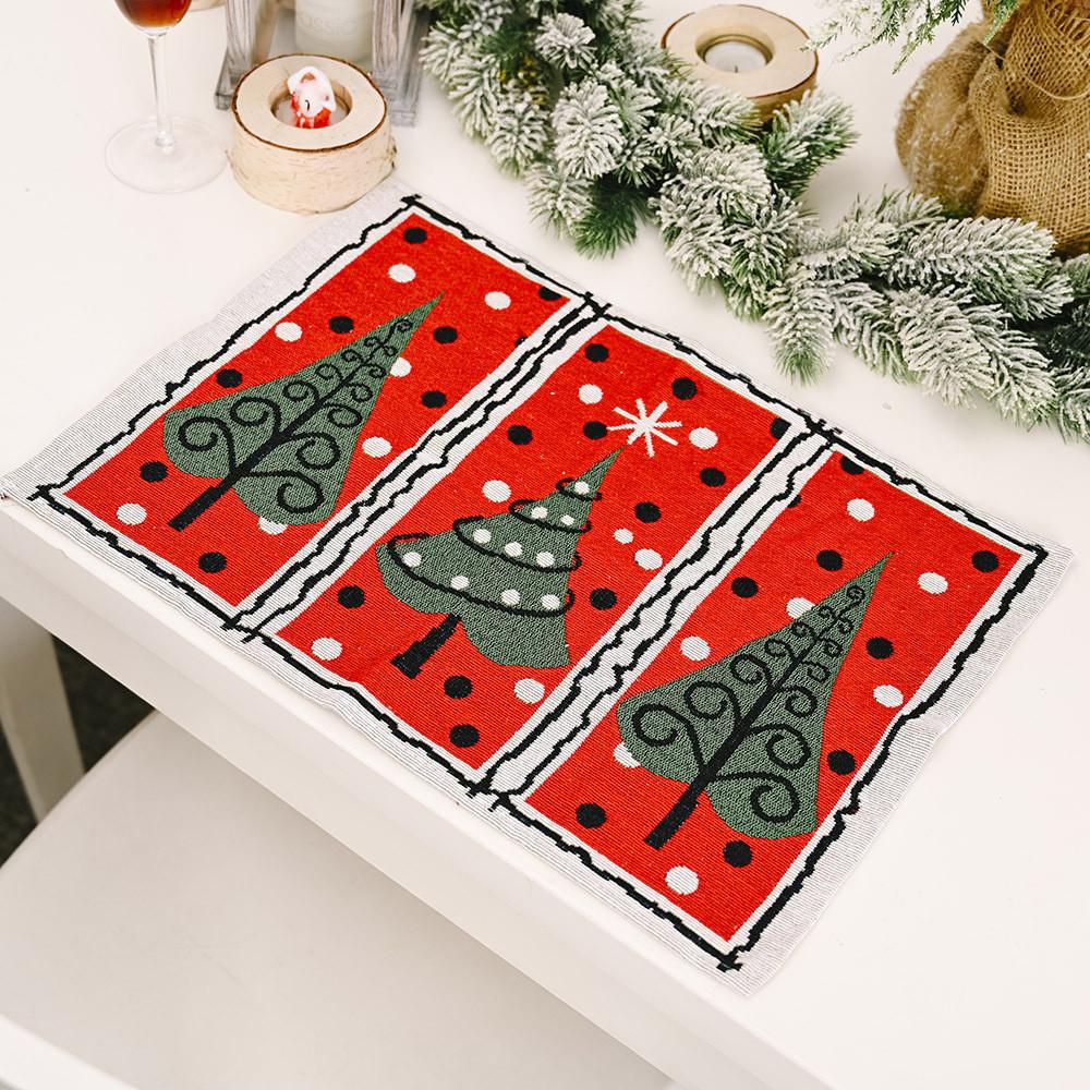 Creative Christmas Table Mats Featuring Colorful Knitted Fabric Designs For Festive Dining