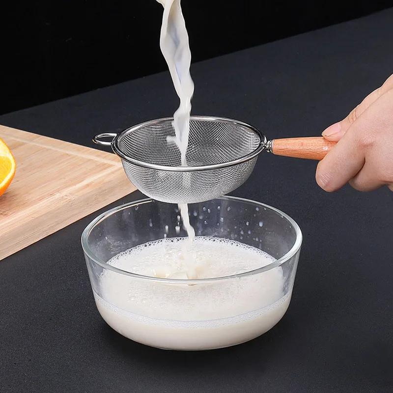 304 Stainless Steel Mesh Filter Spoon with Wooden Handle Flour Filter Spoon Household Kitchen Fried Food Filter Oil Skims