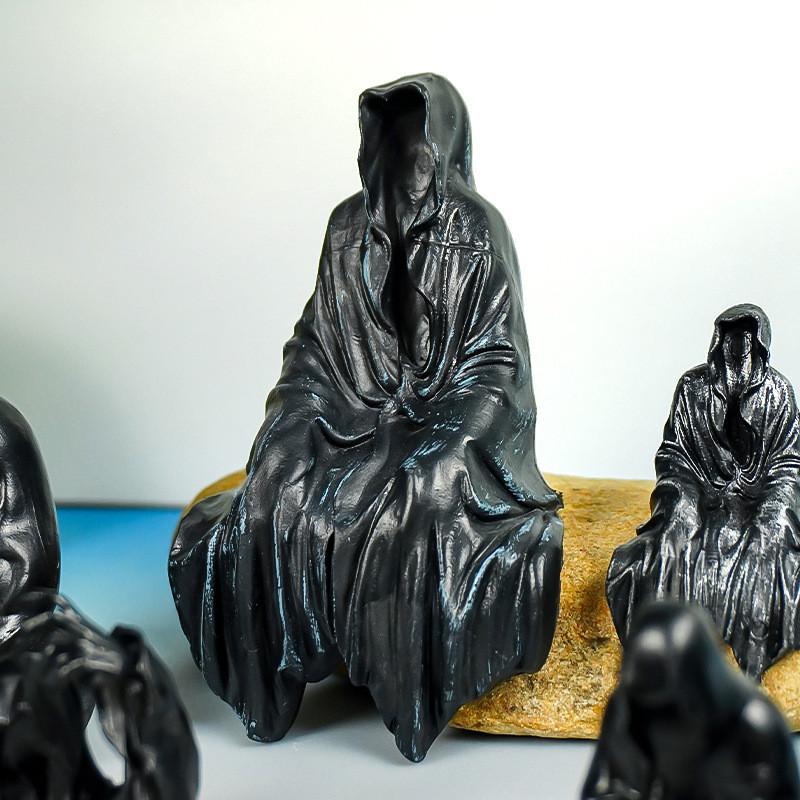 Lord Mysteries Of Black Robed Gothic Tabletop Decoration Artware Pvc Toy Gift