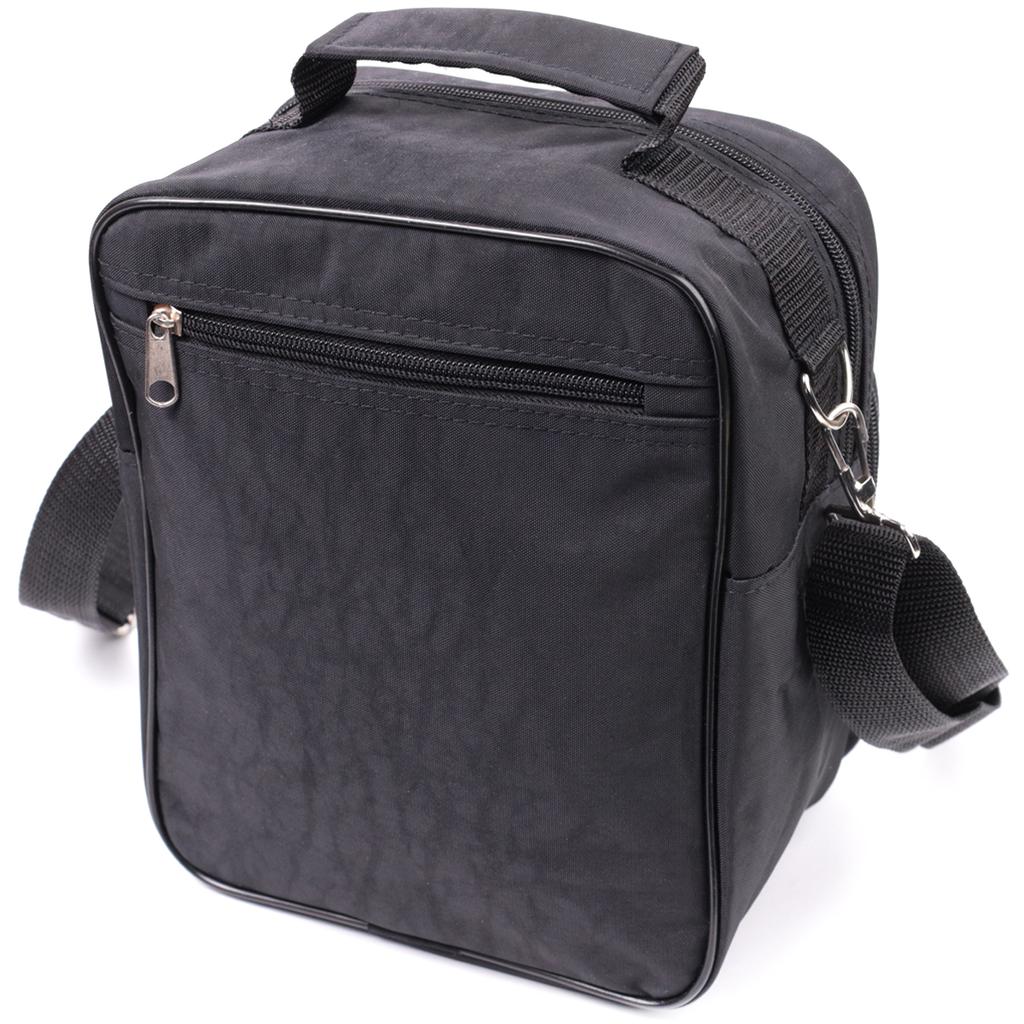 Herreveske med komfortabelt håndtak laget av høykvalitets polyester FABRA Bag 22579 Sort