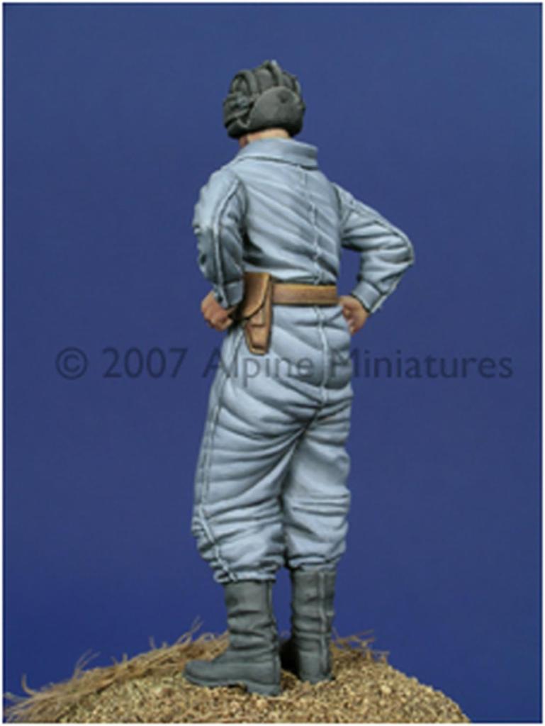 Alpine Miniatures WWII Russian Tank Crew Resin Kit AM35012 1/35 1943-45 (Person)