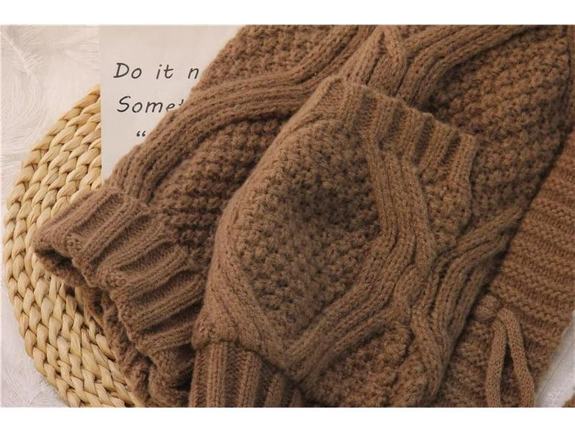 Damski sweter kardigan z kapturem i warkoczowym splotem - Średniej długości, Luźny krój, Jesień/Zima 2024