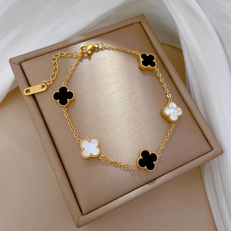 Zircon Mother-of-pearl Four-leaf Clover Bracelet, Simple and Versatile Bracelet, Light Luxury High-end Jewelry for Women