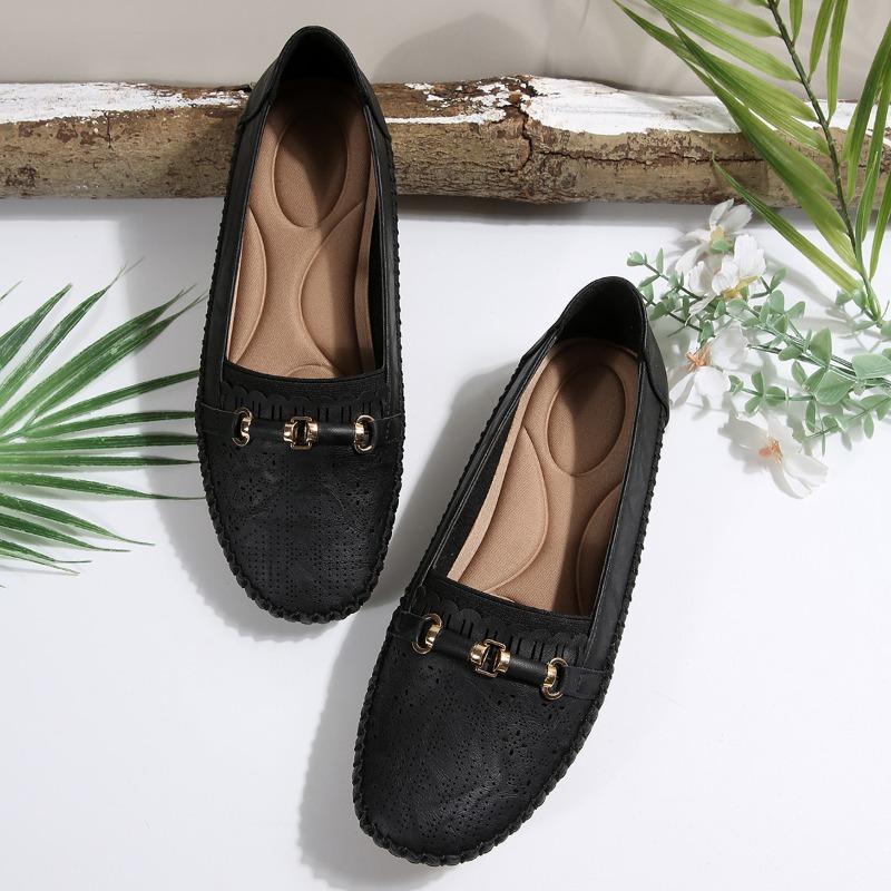 Fashion Plus Size 2025 Hot Sale Women's Bean Flats Outdoor Metal Decoration Soft Bottom Slip on Flats Breathable Casual Walking Shoes