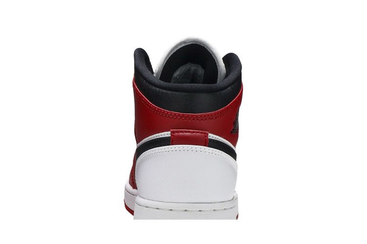 Air Jordan 1 Mid GS 'Chicago'