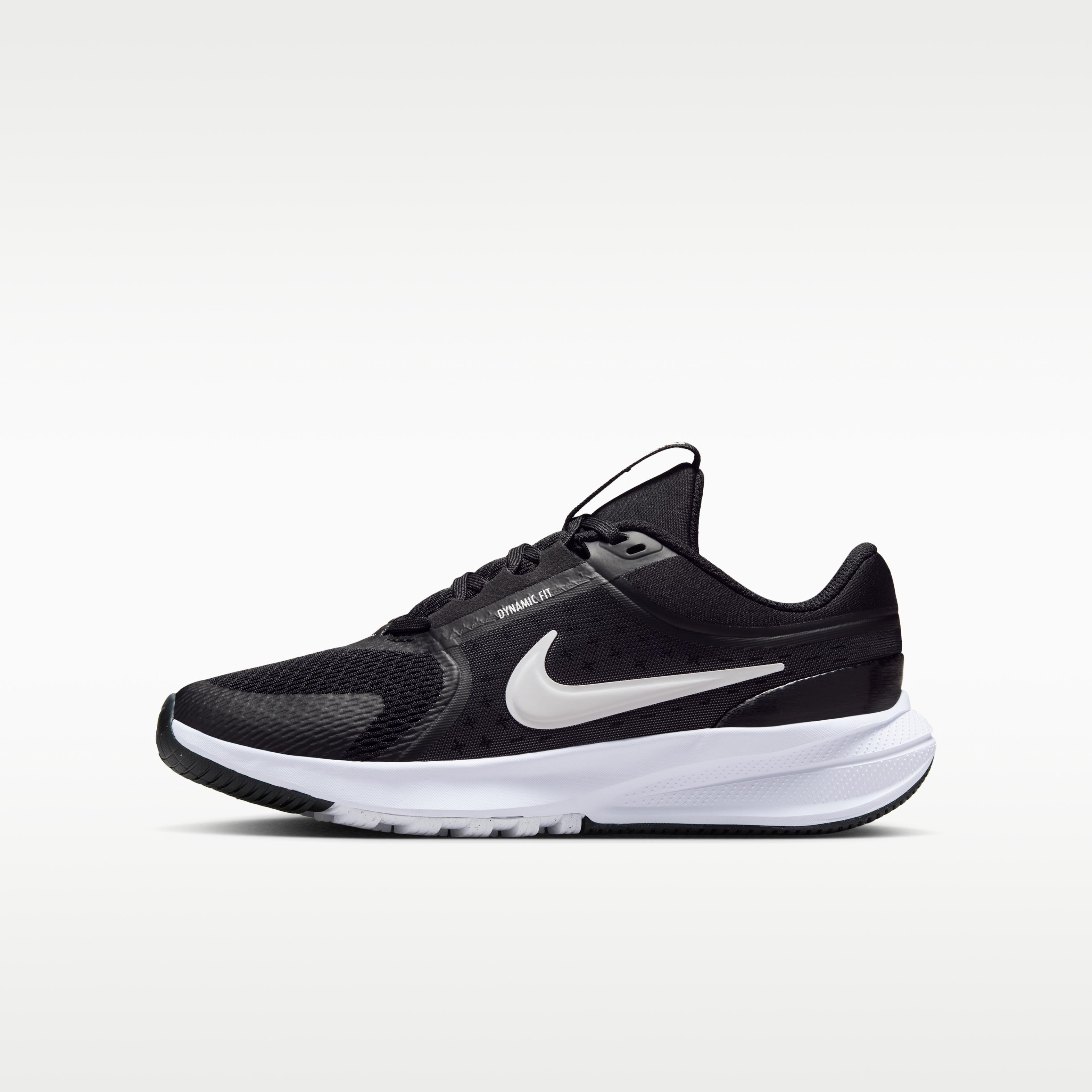 Nike Star Runner 5 Black White Summit White (GS) 38.5