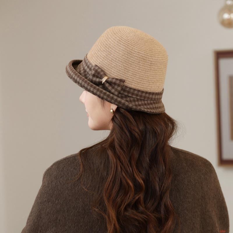Women's knitted wool crimped basin hat, warm in autumn and winter, middle-aged and elderly small flower top hat, plaid mother bucket hat