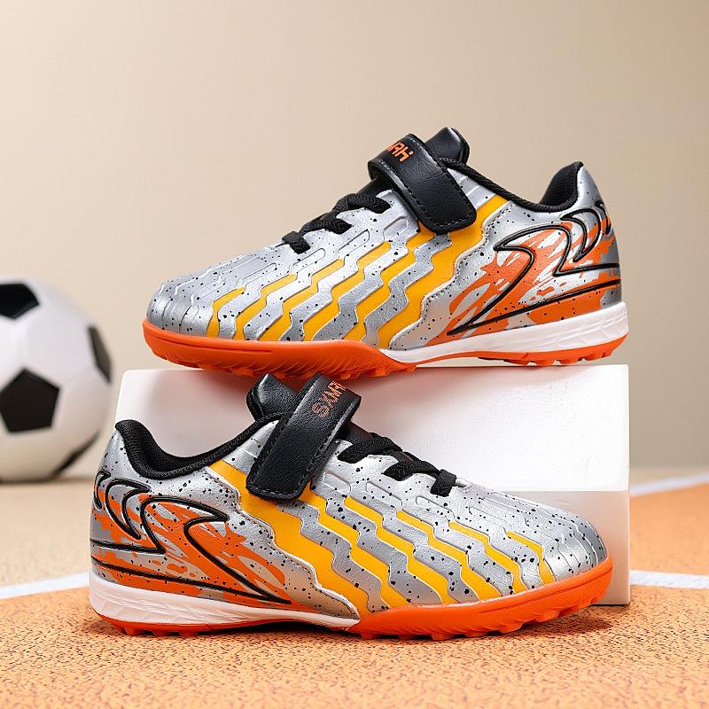 New Velcro football shoes boys and girls children broken nails primary school students long nails professional game training shoes