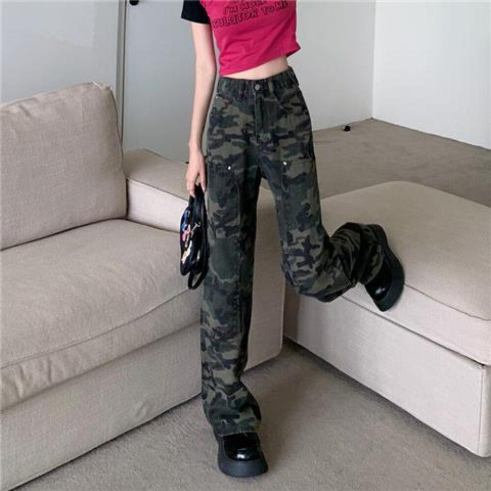 

Осіння мода 2022 р. Прямі мішкуваті брюки Повсякденні брюки на вуличній вулиці Камуфляжні джинси Жіночі штани-карго з високою талією Прямі джинси XXXXXL камуфляж зелений колір