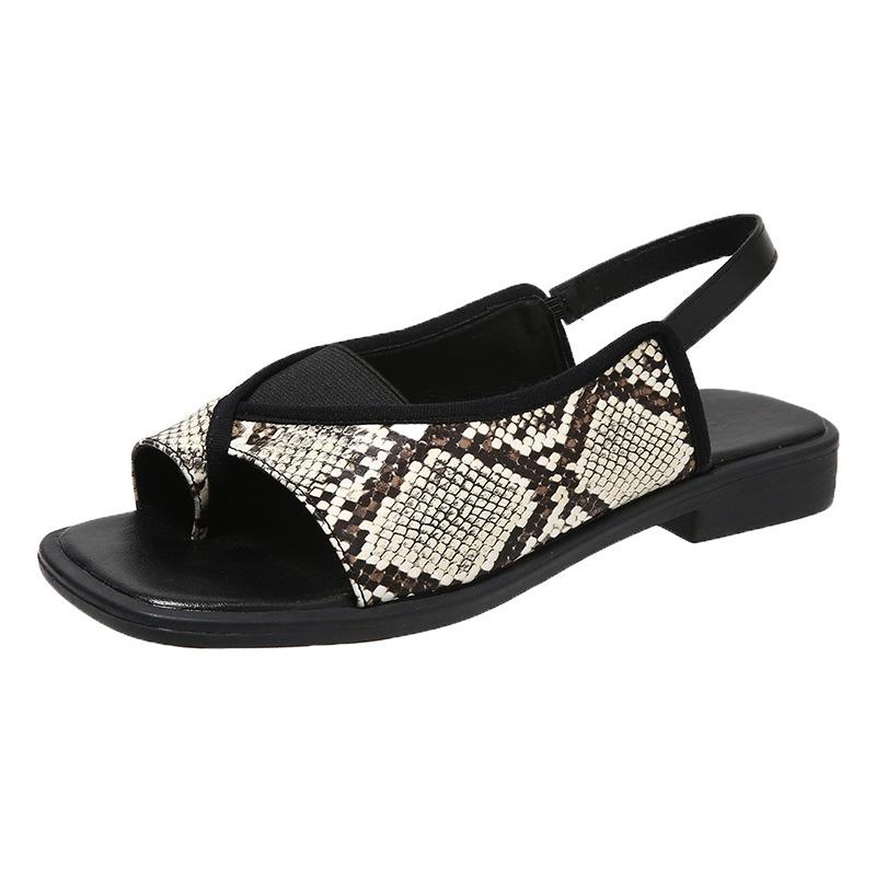 Large Size Flat Sandals for Women with Toe Covers European and American Square Toe Casual and Elastic Roman Sandals