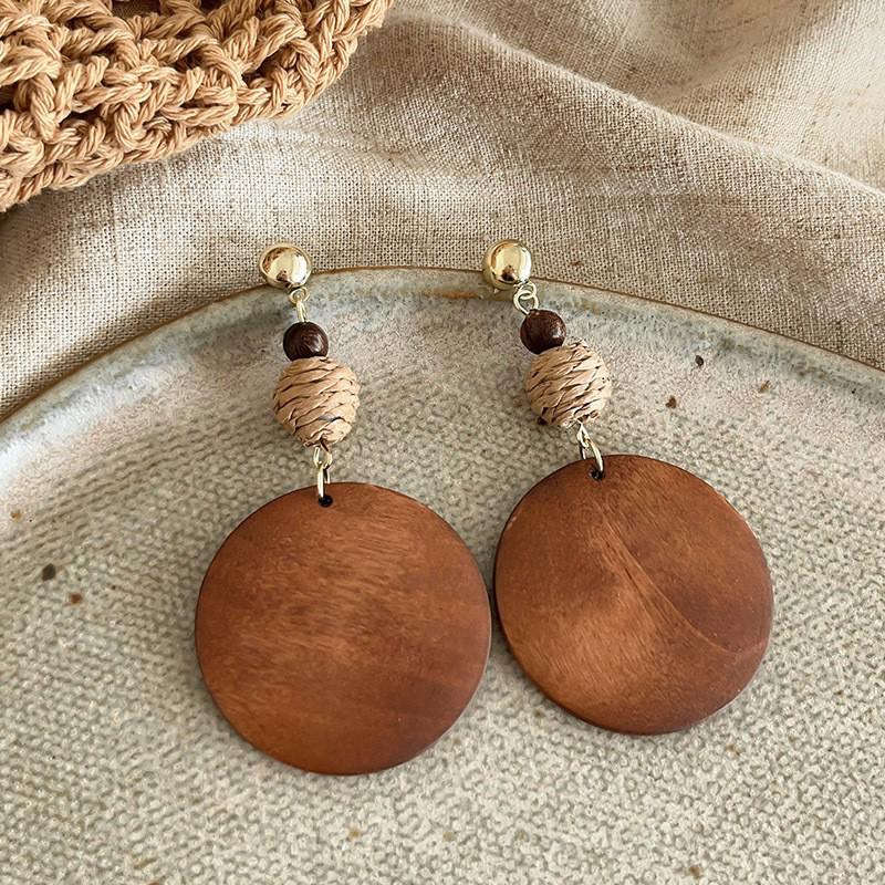 Boucles d'oreilles de luxe rétro français café ambré - Puces élégantes pour femmes avec design de niche