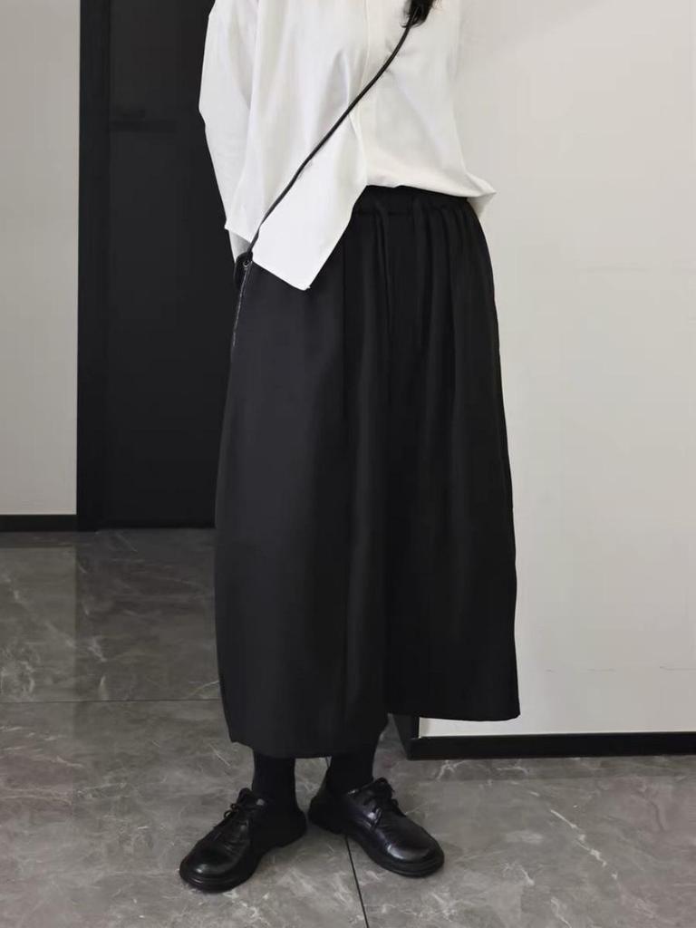 Women's Spring Casual Wide-Leg Harem Pants - Dark, Loose, Flesh-Covering, Eight-Point Design