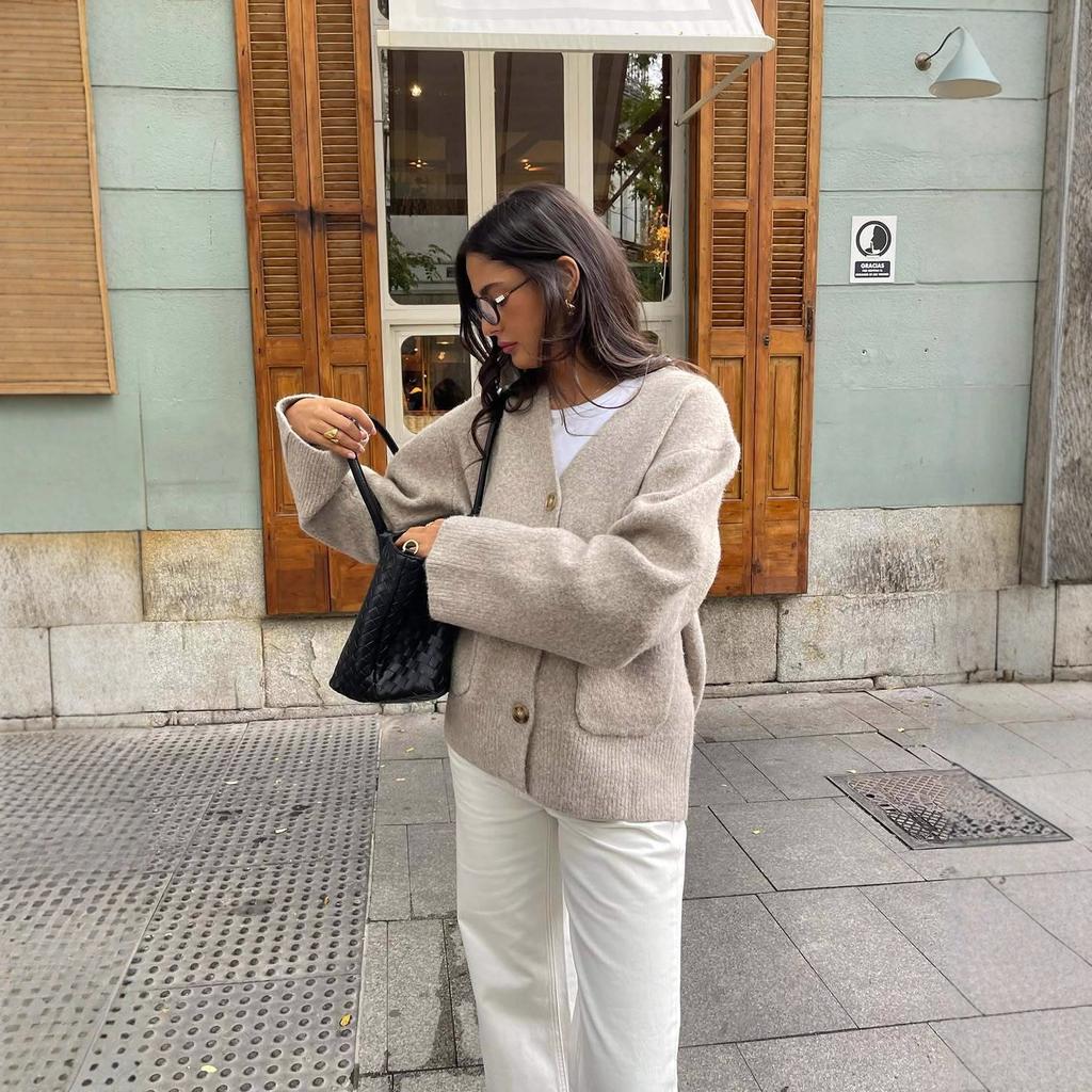 European and American knitted jacket women's niche design versatile solid color jacket casual loose single-breasted knitted cardigan