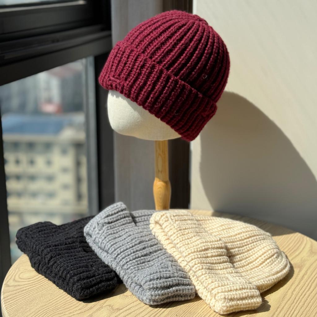 New Solid Color Big Head Hat with Holes Lazy Large Plate Pit Striped Woolen Hat Face Showing Knitted Hat Casual Hat Trendy
