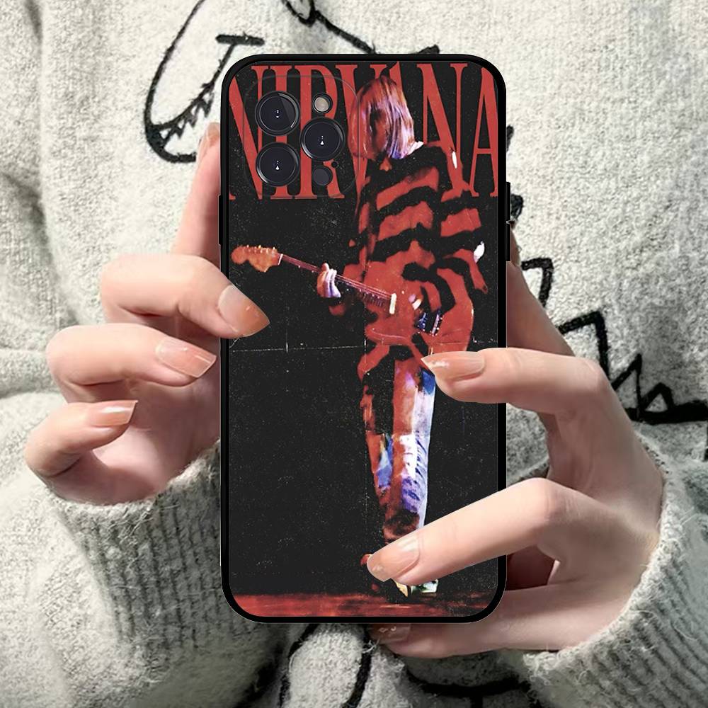 N-Nirvanaes Rock Band Phone Case For IPhone 17 16 15 Plus X 14 11 12 13 Mini Pro Max Mobile Case
