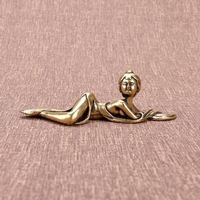 Deko & Wohnaccessoires – Statuetten