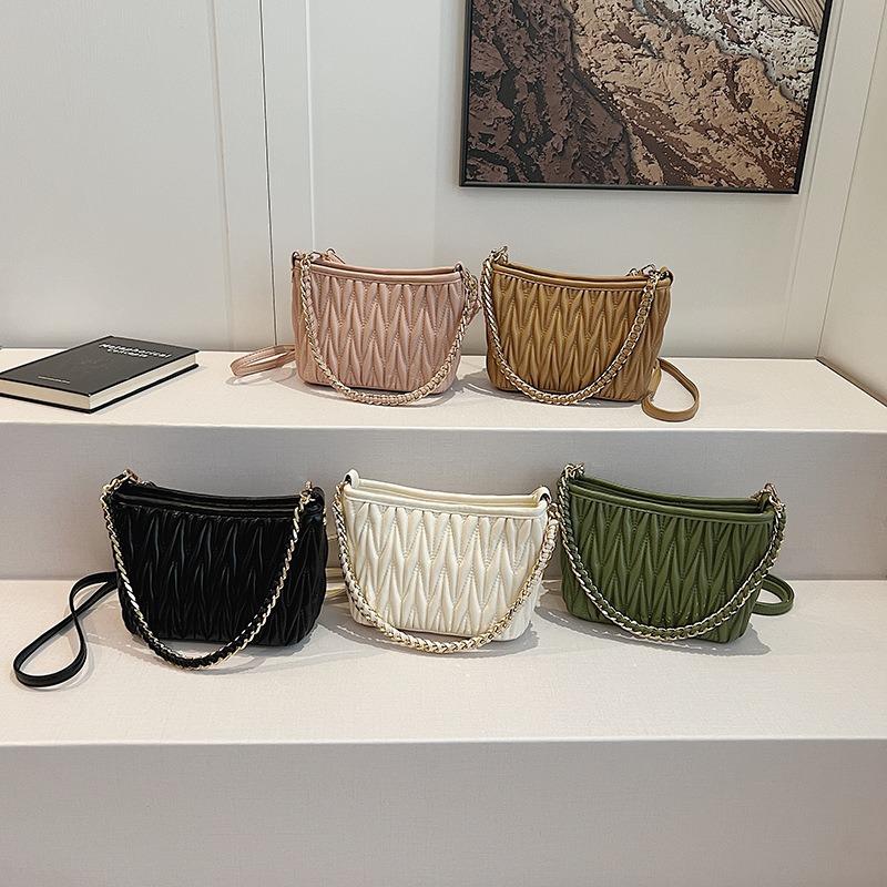 Fashion Pleated Underarm Bag Women's Versatile Messenger Bag New Niche Bucket Bag Shoulder Bag Small Square Bag