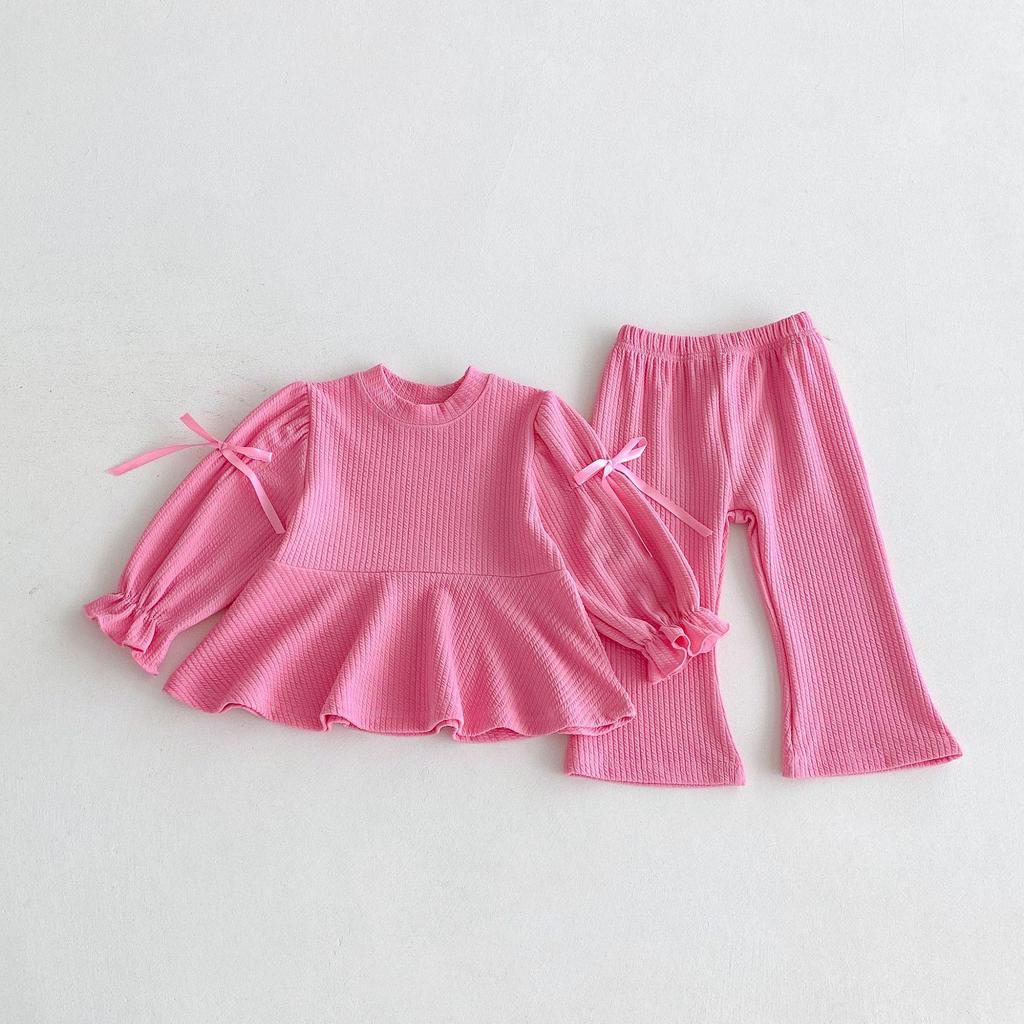 Herbstanzug für Kleinkind-Mädchen im koreanischen Stil mit Schleife - Baby-Rüschenoberteil & Schlaghosen-Set (Ankunft 2025)