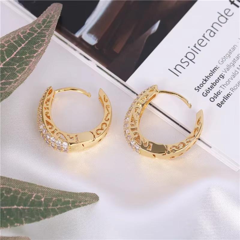Hollow gold women's circular earrings, luxurious and fashionable women's circular earrings, Zircon accessories