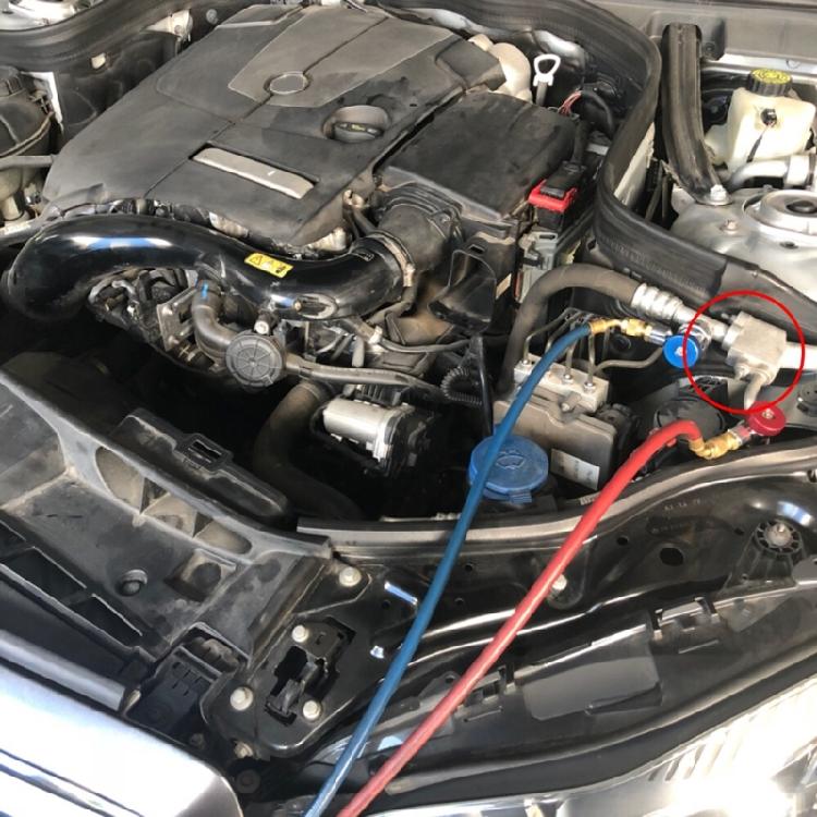 Car A/C Lines Compressor Radiator Fitting Air Conditioning Compressor Press Plate Connector Adapter Fittings