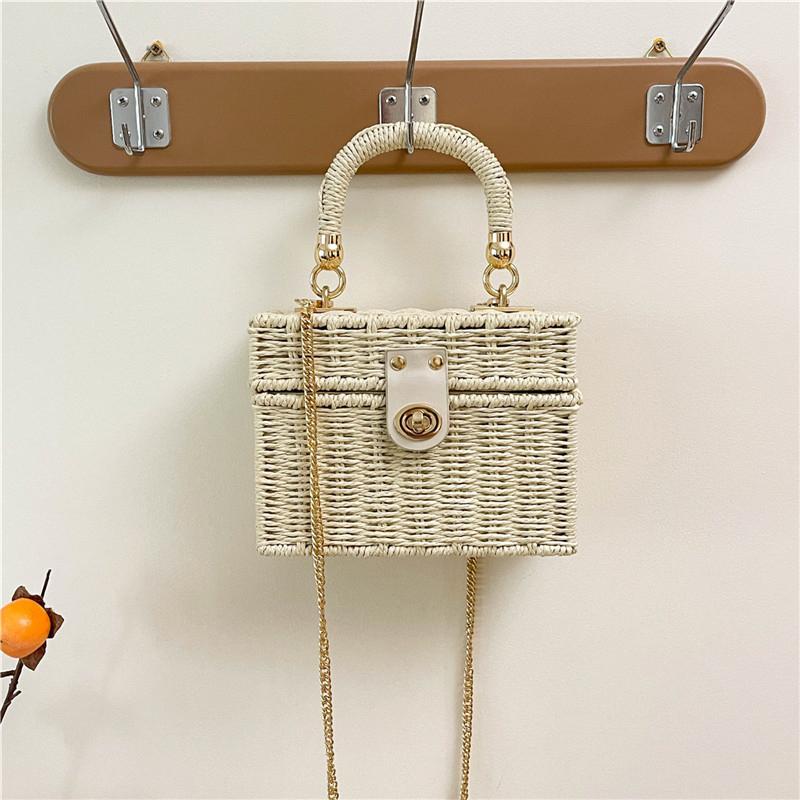 Woven Straw Bags Women's Handbags Bohemian Chic Multi-functional Handbag for A Beach Chain Crosshody Shoulder Bag