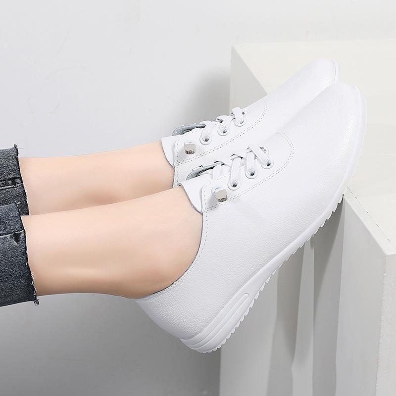 2025 Spring Women's Genuine Leather White Slip-on Sneakers - Soft Sole Casual Flats