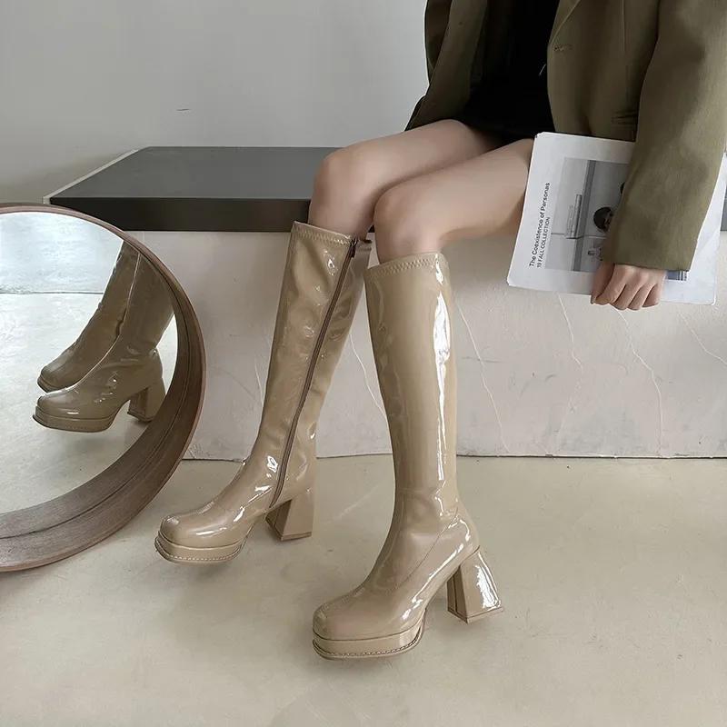 Dámské robustní platformové kozačky s vysokým podpatkem, čtvercová špička, černé lakované kožené kozačky nad koleno, dámské podzimní silné vysoké podpatky, punkové boty