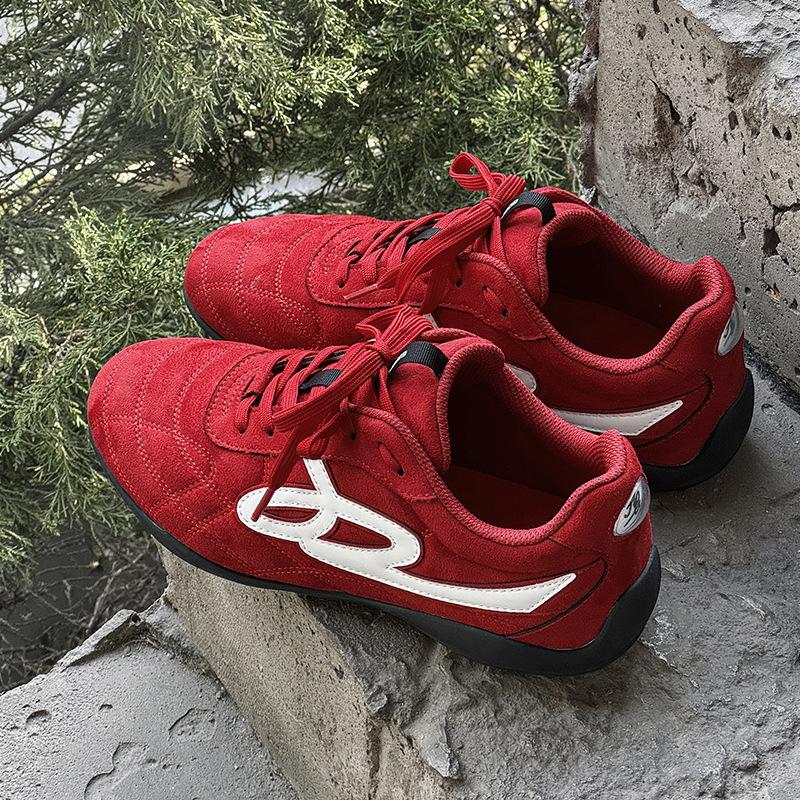 

2025 весна и лето новые старые немецкие тренировочные туфли мужские и женские на шнуровке повседневные спортивные ретро кроссовки Форреста Гампа грязные кроссовки female size 35 бордовый