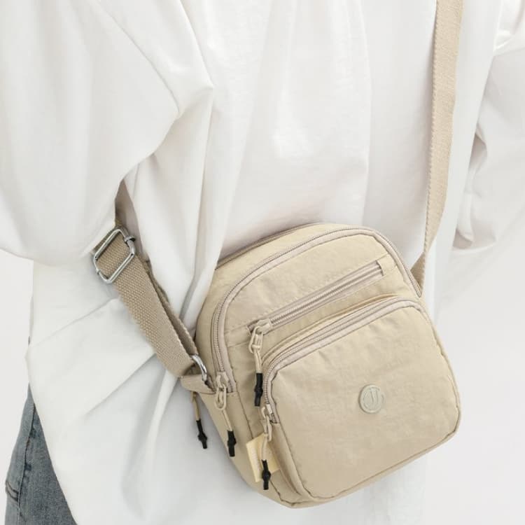 Borsa a tracolla da donna in nylon con tasche multiple