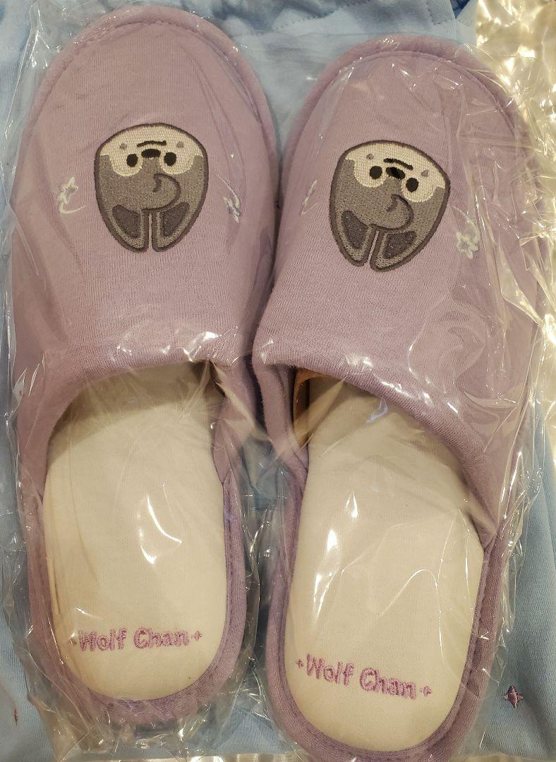 

[Б/У] ДОМАШНИЕ ТАПОЧКИ SKZOO Волкчан