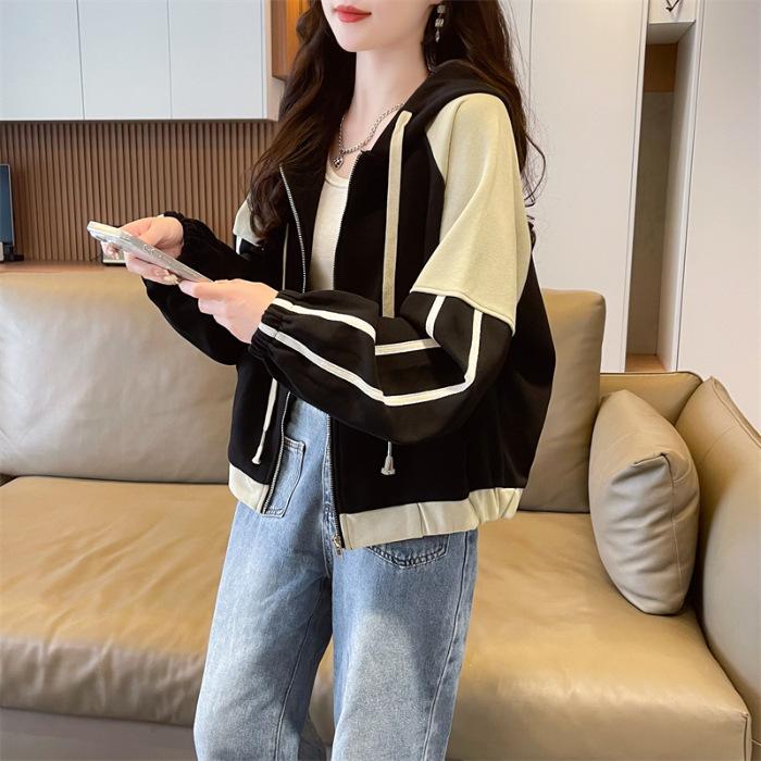 Autumn hooded color-block short jacket, women s spring/autumn 2026 new loose petite baseball jacket, cardigan M