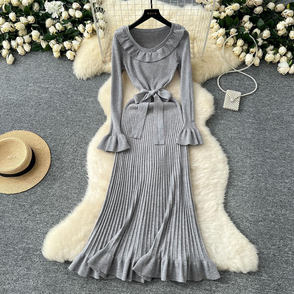 Rochii tricotate Rochie lungă, cu mâneci evazate, cu volane, de iarnă, șic, ușoară, de lux