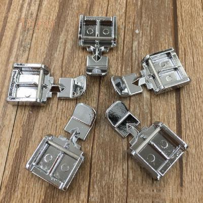 Piedino per cerniera diam. 2 lati Accessorio per cucire per Brother Janome Singer Modelli Snap-on Accessori