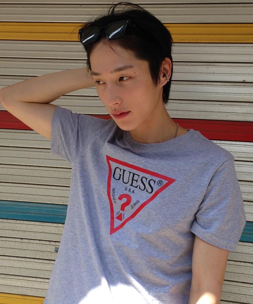 Guess [Core] 3-Color Unisex Original Triangle Short Sleeve T-Shirt Mq2K9405