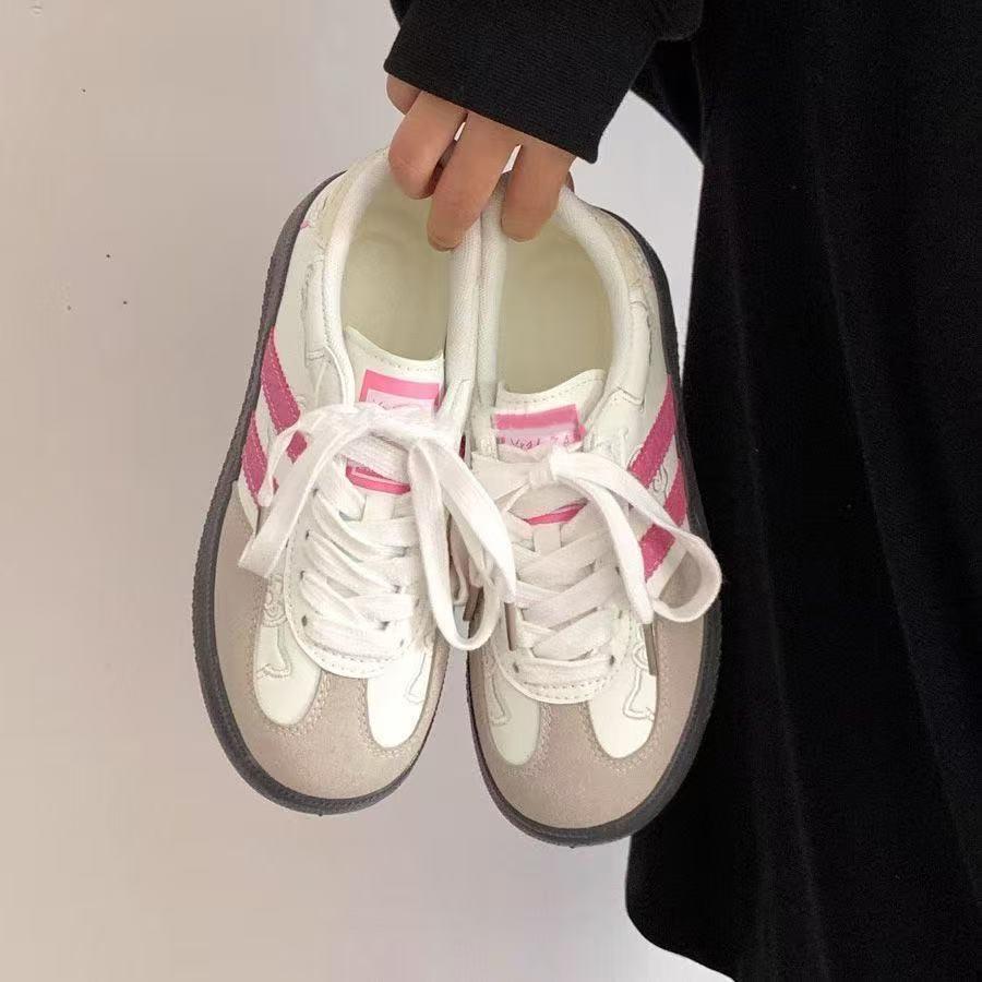 

Популярная кожаная обувь на доске женская 2025 весна и лето новая универсальная корейская платформа белые туфли нишевая обувь немецкая тренировочная обувь 40