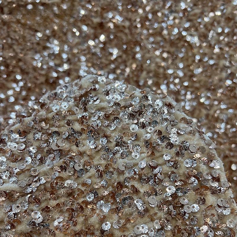 Barevná lesklá flitrová látka Olejově lesklá tylová látka Materiál na svatební šaty Různé styly Domácí flitrová látka Ozdoba oblečení