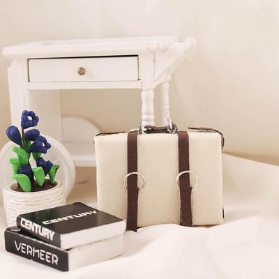 Muñecas y Peluches – Casas de muñecas y accesorios