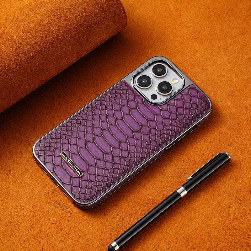 Luxury Fashion Snake-Patterned Leather Phone Case For iPhone 17 16 15 14 13 12 Pro Max 17Air Inner Shell With Flannel Lining