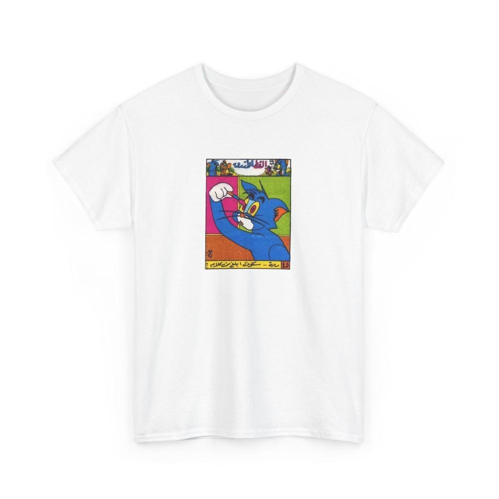 

tom the cat painting his eyeball from a turkish gum wrapper reproduction tshirt M