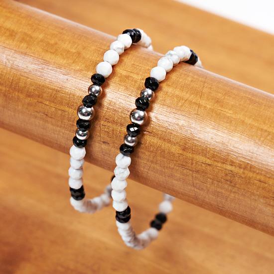 Jbans Classic Black Point White Cut Agate Slim Gemstone Bracelet (C2001-Ac636_Wt)