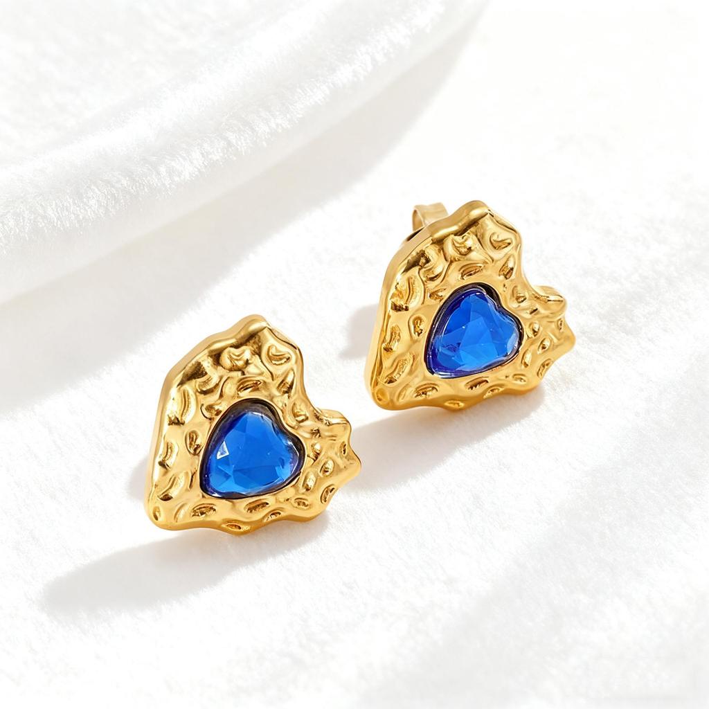 European & American Heart-Shaped Zircon Stainless Steel Stud Earrings - Luxury Trendy Ear Cuffs