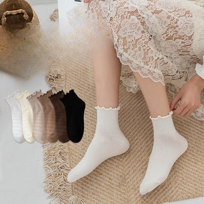 Schwarze Socken mit Ohrkante, Damenkurzsocken, Sommerdünne Baumwollsocken, Spitzenkurzsocken, Vielseitige einfarbige Socken für Frühling und Herbst