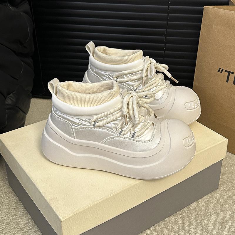 

Женские зимние легкие теплые дутые сноубутсы на толстой подошве, нескользящие, износостойкие, повседневные кроссовки, хлопковые сапоги 40 белый